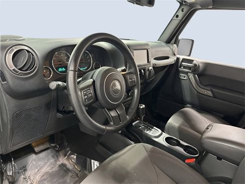 Used 2018 Jeep Wrangler Unlimited Sport S image 13