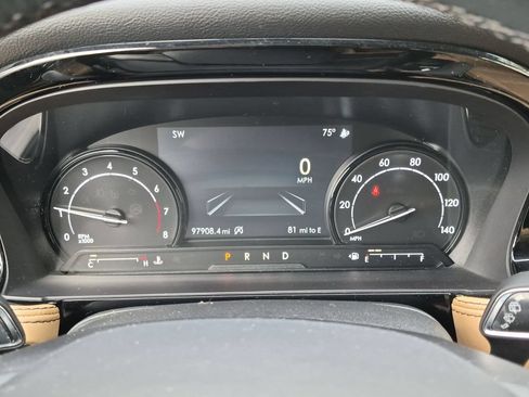 Used 2020 Lincoln Corsair Reserve w/ Appearance Package FWD image 11