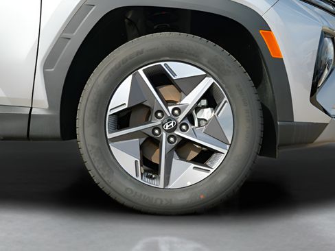 Certified 2026 Hyundai Tucson SEL Plus AWD/4WD image 9
