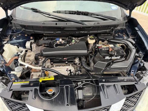 Used 2015 Nissan Rogue SV AWD/4WD image 19