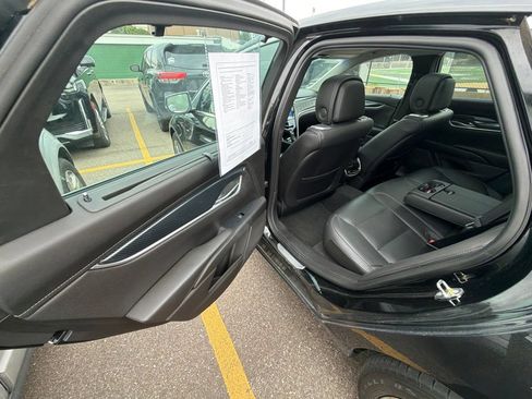 Used 2013 Cadillac XTS Premium AWD/4WD image 11