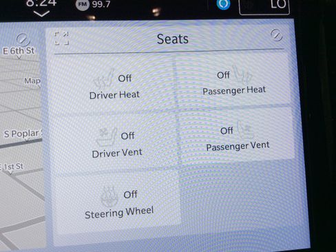 Used 2024 Chrysler Pacifica Limited w/ Trailer Tow Group image 32