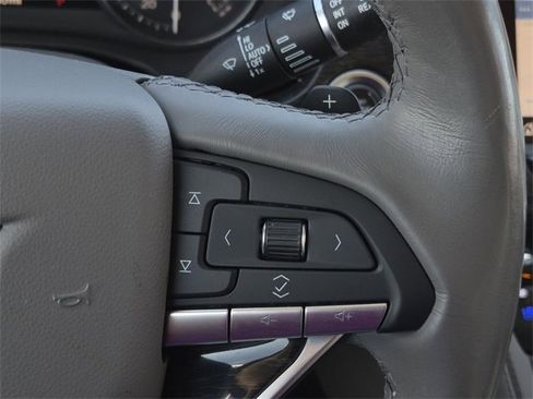 Used 2021 Cadillac XT6 Premium Luxury image 14