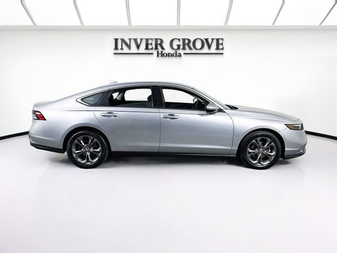 Used 2023 Honda Accord EX image 4