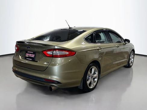 Used 2013 Ford Fusion SE FWD image 6