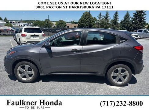 Used 2019 Honda HR-V LX image 1