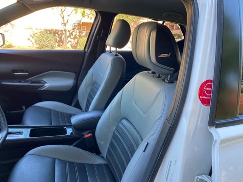Used 2021 Nissan Kicks SR FWD image 25