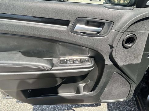 Used 2022 Chrysler 300 S RWD image 12