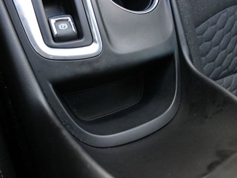 Used 2019 Chevrolet Equinox LT FWD image 37