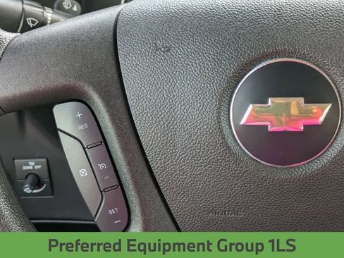 Used 2024 Chevrolet Express 3500 LS image 17