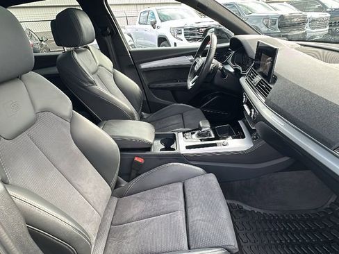 Used 2024 Audi Q5 e Premium Plus image 15