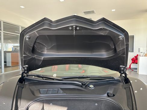 Used 2025 Chevrolet Corvette Stingray Preferred Cpe w/ 2LT image 15