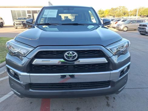 Used 2018 Toyota 4Runner Limited image 9