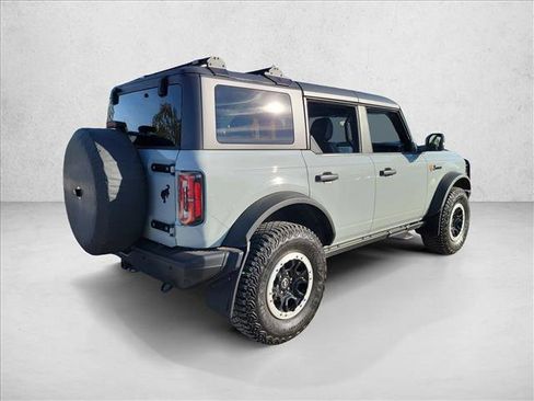 Used 2022 Ford Bronco Badlands image 5
