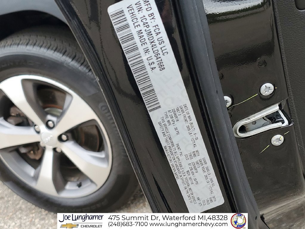 Used 2020 Jeep Cherokee Limited AWD/4WD image 33