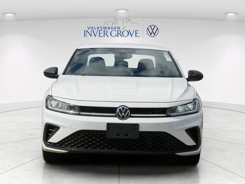 Certified 2025 Volkswagen Jetta Sport FWD image 2
