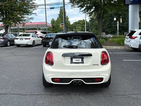 Used 2019 MINI Cooper S w/ Signature Upholstery Package FWD image 3