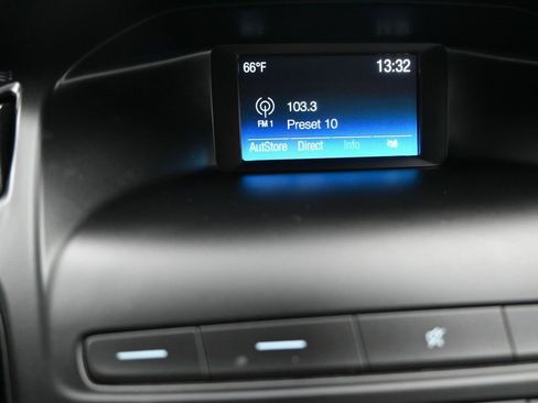 Used 2018 Ford Focus SE image 14