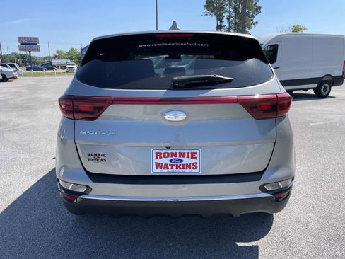 Used 2020 Kia Sportage LX AWD/4WD image 5