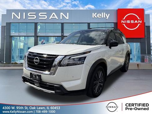 Certified 2024 Nissan Pathfinder SL w/ SL Premium Package FWD image 1