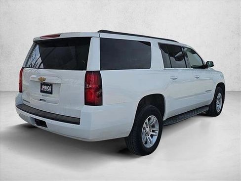 Used 2019 Chevrolet Suburban LT image 5