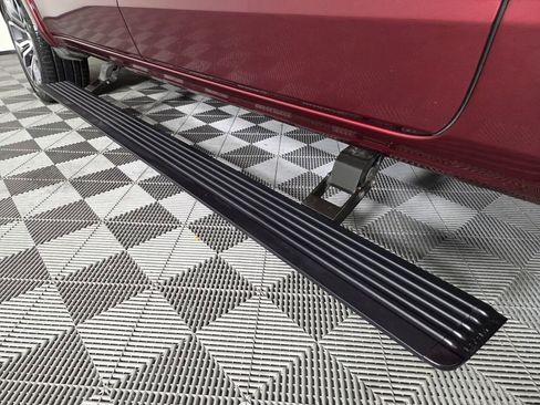 Certified 2025 RAM 1500 Tungsten AWD/4WD image 28