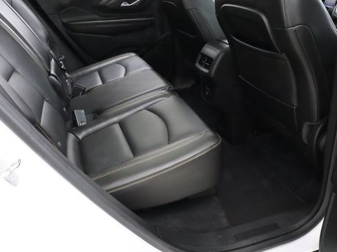 Used 2021 GMC Terrain SLT FWD image 33