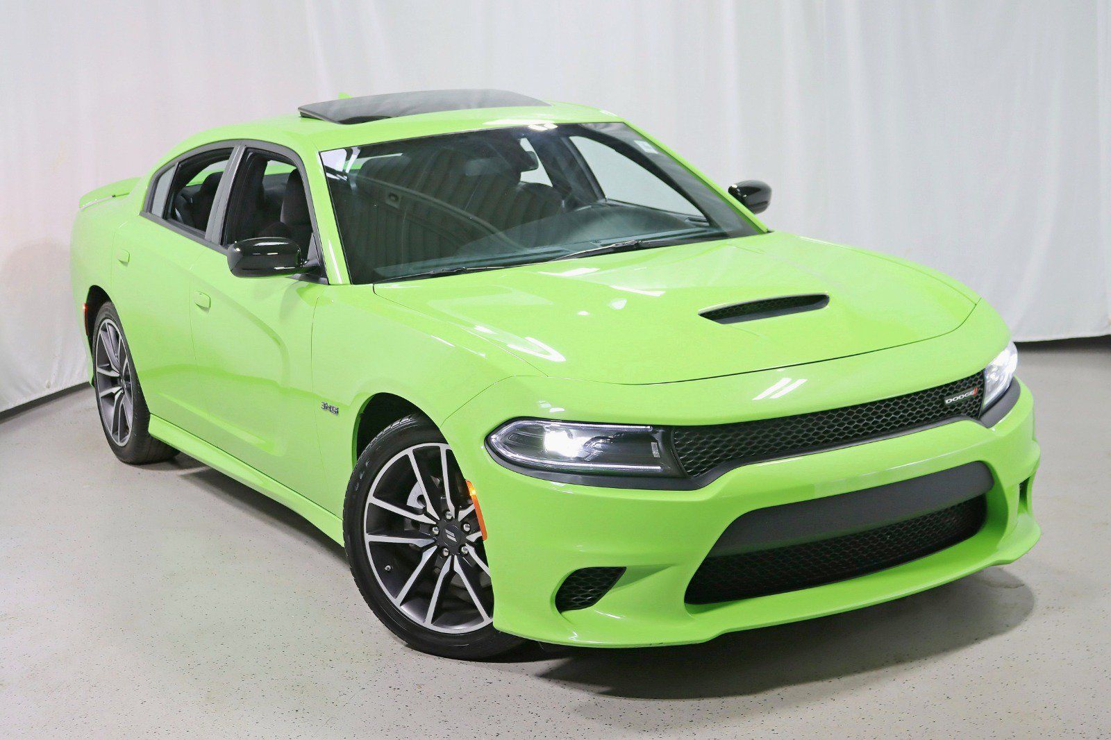 Used 2023 Dodge Charger R/T w/ Cold Weather Package RWD image 6