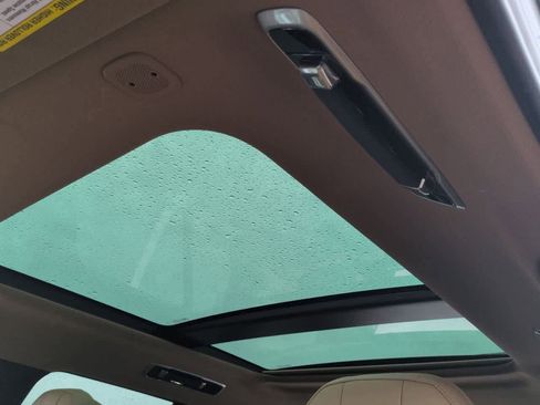 Used 2023 Land Rover Range Rover SE AWD/4WD image 19