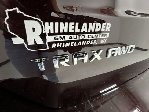 Used 2022 Chevrolet Trax LT AWD/4WD image 27