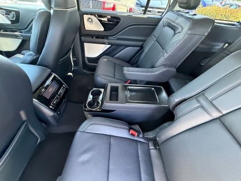 New 2026 Lincoln Aviator Reserve AWD/4WD image 17