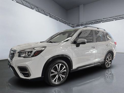 Used 2020 Subaru Forester Limited image 10
