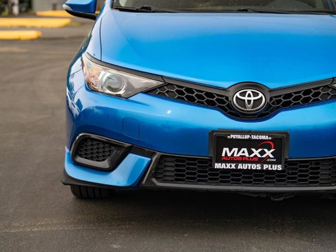 Used 2018 Toyota Corolla iM w/ All-Weather Mat Package FWD image 6