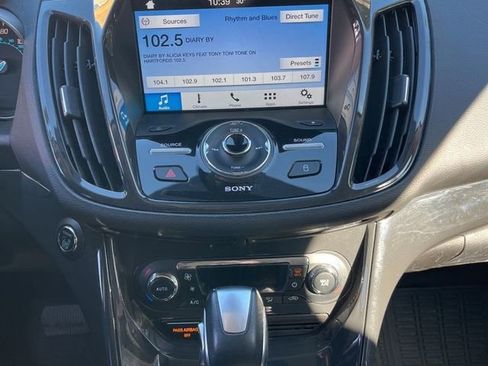 Used 2016 Ford Escape Titanium image 11