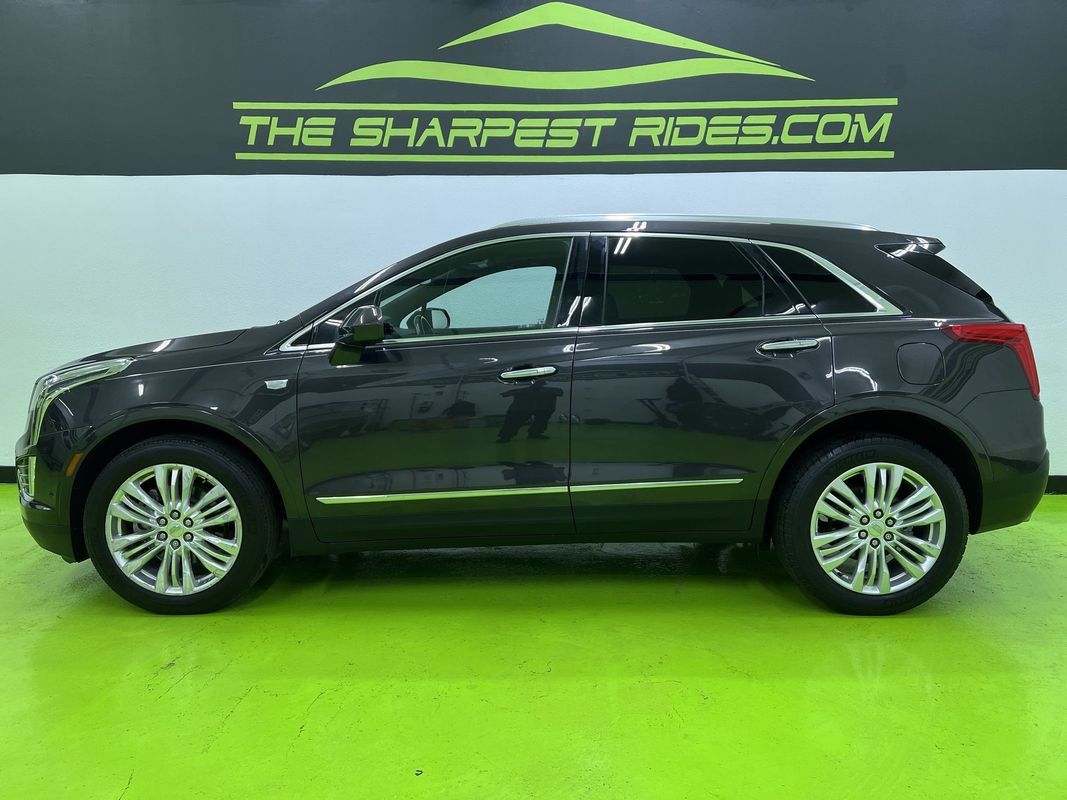 Used 2017 Cadillac XT5 Premium Luxury w/ Driver Assist Package AWD/4WD image 6