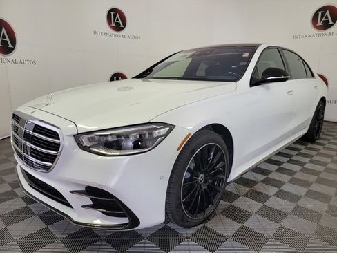 New 2025 Mercedes-Benz S 580 4MATIC Sedan image 5
