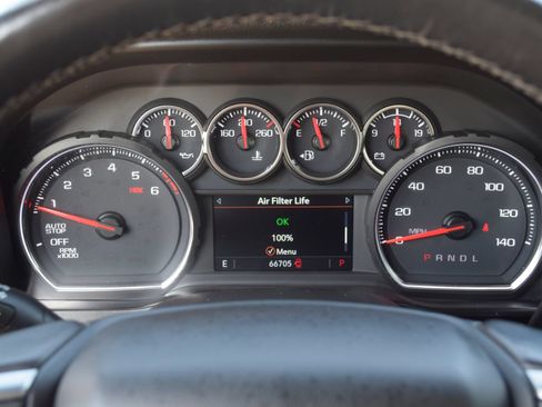 Used 2021 Chevrolet Silverado 1500 LT RWD image 9