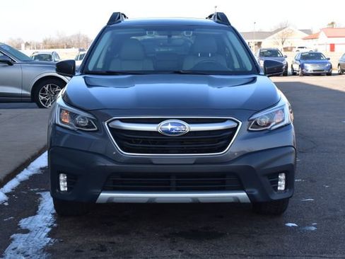 Used 2022 Subaru Outback Limited image 8
