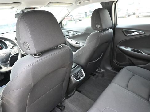 Used 2024 Chevrolet Malibu LT FWD image 24