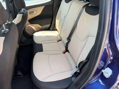 Used 2016 Jeep Renegade Sport w/ Power & Air Group FWD image 14