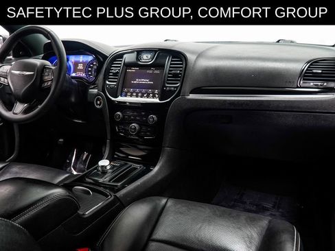 Used 2023 Chrysler 300 S w/ Comfort Group RWD image 21