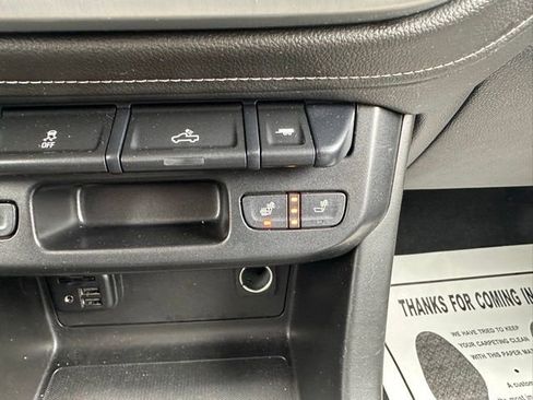 Used 2022 GMC Canyon Elevation image 26