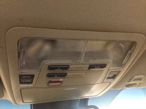 Used 2017 Toyota Avalon Limited FWD image 22