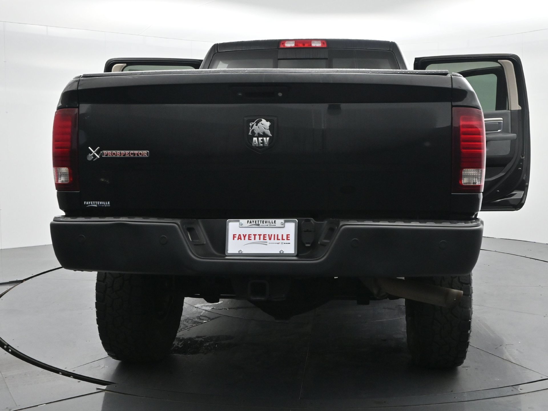 Used 2016 RAM 2500 Power Wagon w/ Luxury Group AWD/4WD image 40