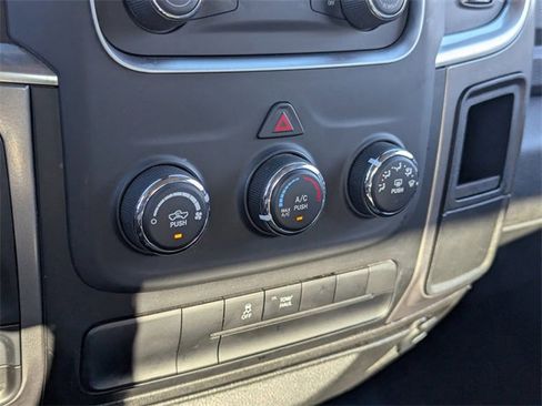 Used 2024 RAM 1500 Classic SLT image 28