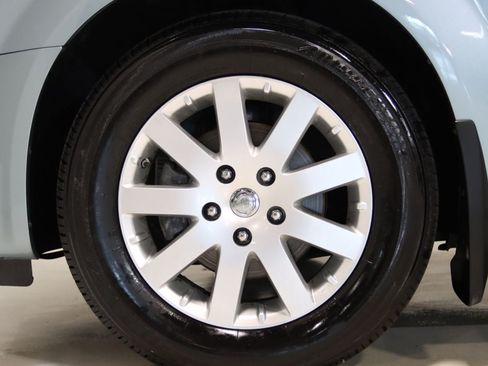 Used 2010 Chrysler Town & Country Touring Plus w/ Premium Group FWD image 72