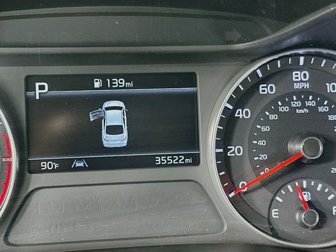 Used 2022 Kia Forte LXS FWD image 19