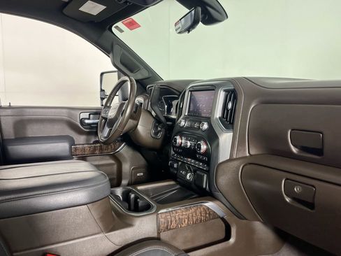 Used 2023 GMC Sierra 2500 Denali w/ Denali Ultimate Package image 32