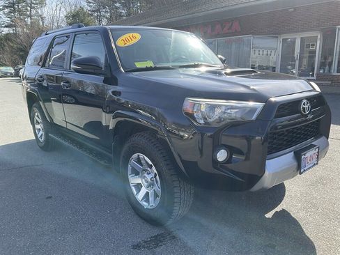 Used 2016 Toyota 4Runner Trail Premium image 3