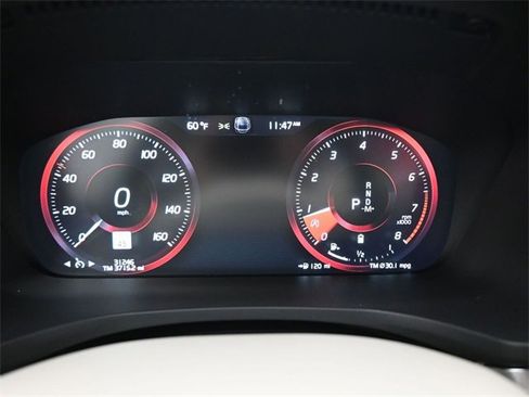 Used 2022 Volvo S60 B5 Momentum w/ Premium Package image 26